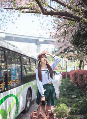 5566亚洲精华国产精华精华液_BD国语手机在线看