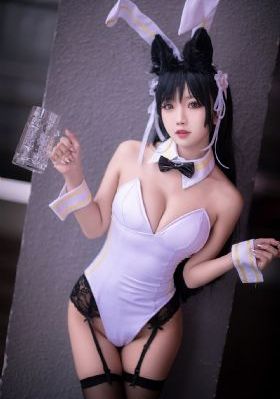 国产萌白酱之白丝袜长腿_影视大全在线观看